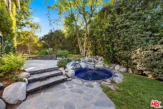 3630 Roberts View Pl in Los Angeles, CA - Building Photo - Building Photo