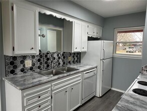 2011 Ina Ave in Springdale, AR - Building Photo - Building Photo