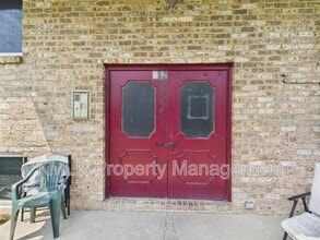 852 Cook Ave in Youngstown, OH - Foto de edificio - Building Photo