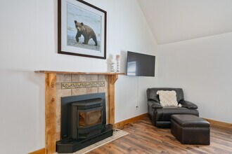 420 Colt Rd in Bozeman, MT - Building Photo - Building Photo