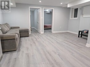 62 Swordfish Dr in Whitby, ON - Building Photo - Building Photo