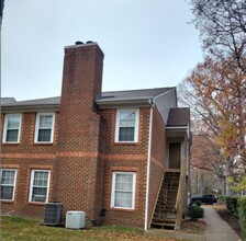 5080 Gatehouse Way in Virginia Beach, VA - Building Photo - Building Photo