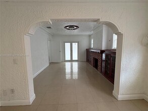 1560 NW 25th Ave in Miami, FL - Building Photo - Building Photo