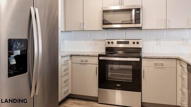 185 Polaris Pointe in Colorado Springs, CO - Building Photo - Building Photo