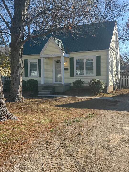 8902 Prospect St in Louisville, KY - Foto de edificio