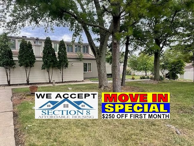 property at 6831 N Frostwood Pkwy