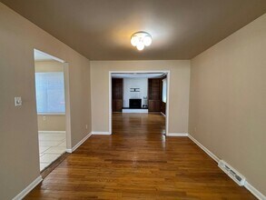 24548 Pierce Ave in Southfield, MI - Building Photo - Building Photo