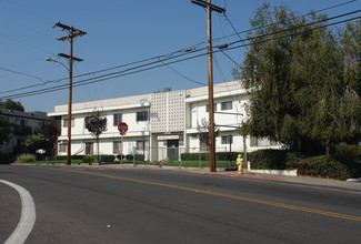 Altadena manor apartment in San Diego, CA - Building Photo - Building Photo