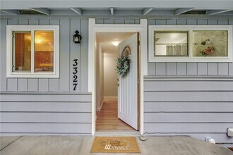 3327 193rd Pl SE in Bothell, WA - Building Photo - Building Photo