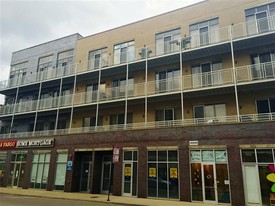 2157 N Damen Apartments