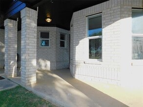 432 Madison Pl in Ponder, TX - Building Photo - Building Photo