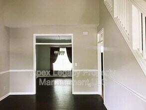 2712 Cabochon Diamond Ct in Raleigh, NC - Building Photo - Building Photo