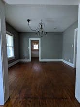 885 W Long in Stephenville, TX - Foto de edificio - Building Photo