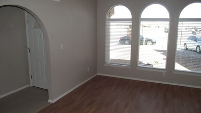 3237 Mike Godwin Dr in El Paso, TX - Building Photo - Building Photo