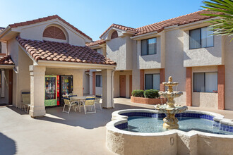 Kimberly Terrace Apartments in Anaheim, CA - Building Photo - Building Photo