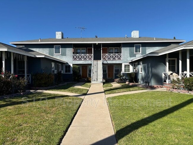property at 629 W Glenoaks Blvd