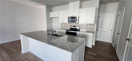 5312 Melbourne Ln in Flowery Branch, GA - Building Photo - Building Photo