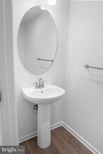 8226 Longford Rd in Millersville, MD - Building Photo - Building Photo