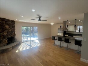 2408 La Estrella St in Henderson, NV - Building Photo - Building Photo