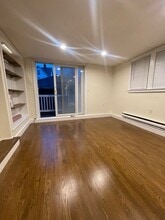 842 South St, Unit 1B in Boston, MA - Building Photo - Building Photo