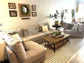 791 NW 170th Terrace in Pembroke Pines, FL - Building Photo - Building Photo