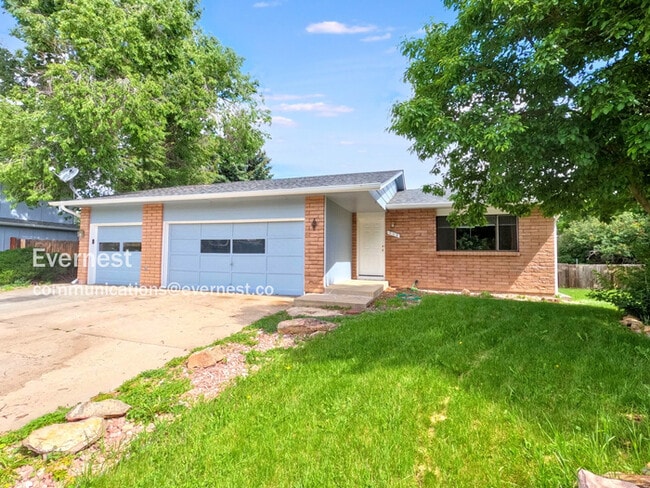 property at 712 Frontier Ct