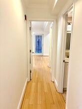 1663 Newton St NW, Unit 1 in Washington, DC - Foto de edificio - Building Photo