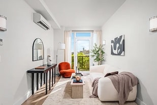 91 Bruckner Blvd in Bronx, NY - Building Photo