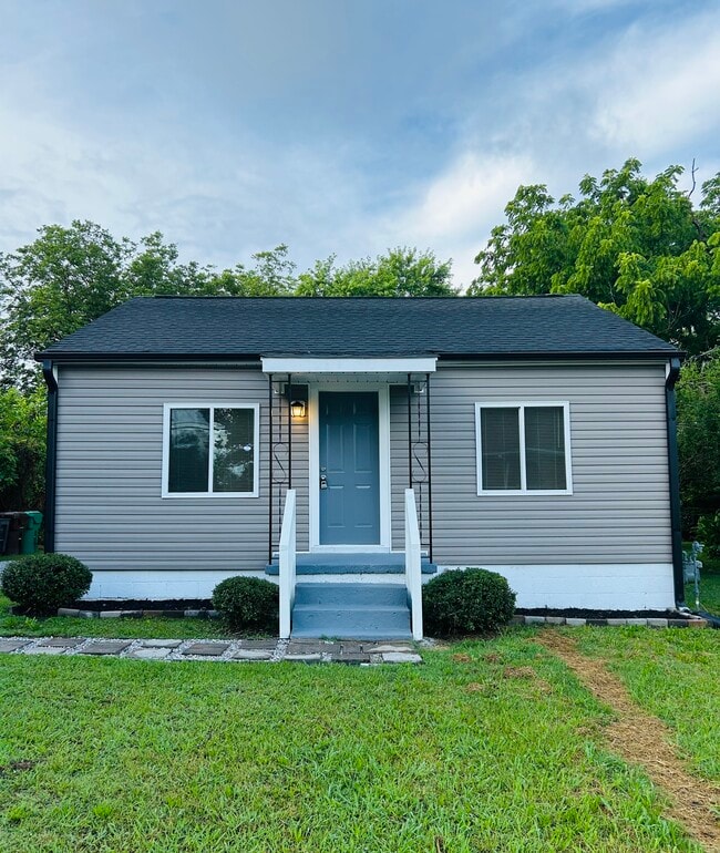 1308 Leonard Ave in High Point, NC - Building Photo - Building Photo
