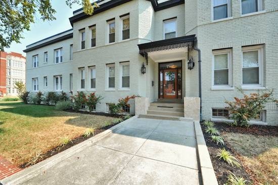 2 17th St SE, Unit 207 in Washington, DC - Building Photo - Building Photo