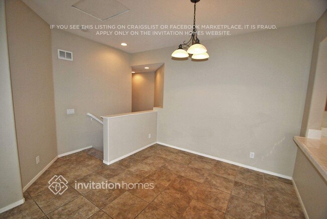 25290 Meadow Walk St in Murrieta, CA - Building Photo - Building Photo