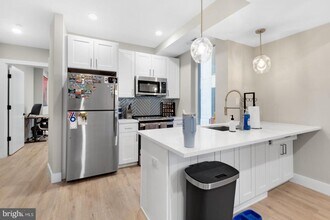 1144 Frankford Ave in Philadelphia, PA - Building Photo - Building Photo
