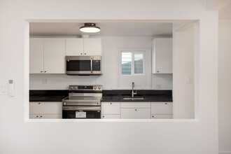 126 Franklin Ct in Glendale, CA - Foto de edificio - Building Photo