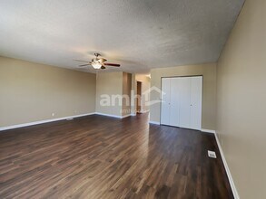 2011 Lassiter Dr in Goodlettsville, TN - Building Photo - Building Photo