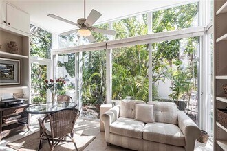 6026 E Peppertree Way in Sarasota, FL - Building Photo - Building Photo