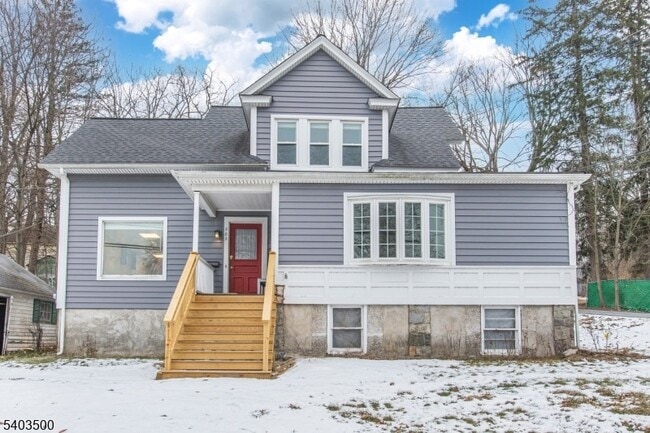 property at 382 Howard Blvd