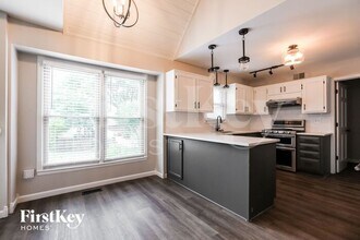 11637 Cody St in Overland Park, KS - Building Photo - Building Photo