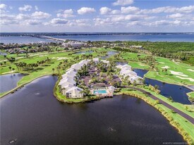 5593 NE Gulfstream Way in Stuart, FL - Building Photo