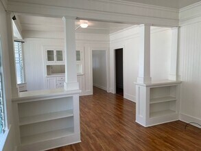 1516 Enos Ln-Unit -MAIN in Honolulu, HI - Building Photo - Building Photo