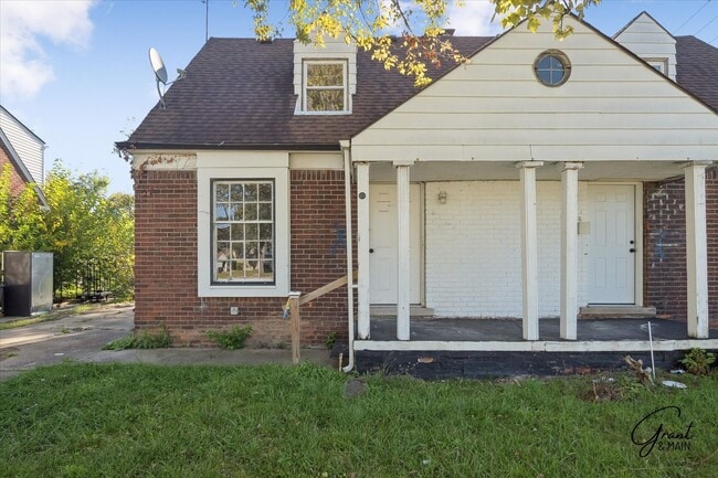 property at 18330-18332 Kelly Rd
