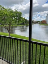 2226 N Cypress Bend Dr, Unit 210 in Pompano Beach, FL - Building Photo