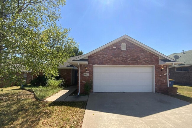 property at 2117 N Burdick St