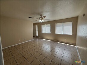 918 Sagewood Trail in San Marcos, TX - Building Photo - Building Photo