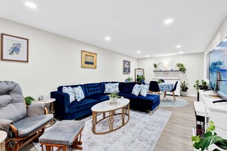 6 Roanoke Ln, Unit 62 in Rochester Hills, MI - Foto de edificio - Building Photo