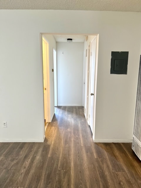 974 Figueroa Terrace in Los Angeles, CA - Building Photo - Building Photo