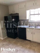 5641 Clifton Pl in Stone Mountain, GA - Building Photo - Building Photo