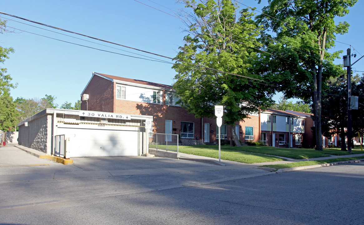 Lawrence Valia in Toronto, ON - Building Photo