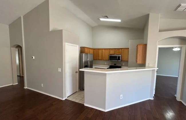 8341 W Surrey Ave in Peoria, AZ - Building Photo - Building Photo