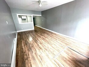 424 York St in Burlington, NJ - Building Photo - Building Photo