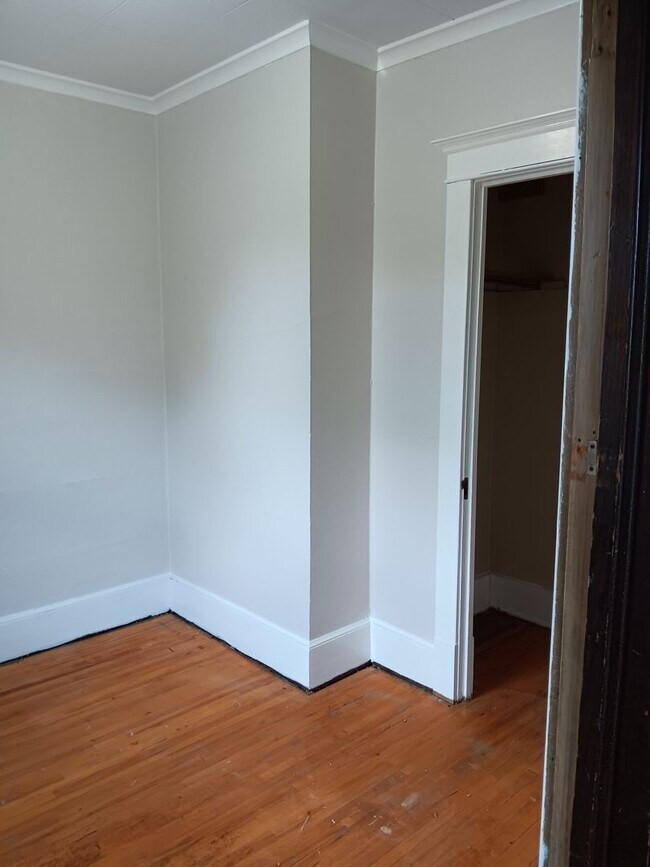 310 S 8th Ave W in Virginia, MN - Building Photo - Building Photo